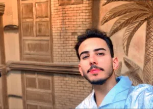 مصطفى 
