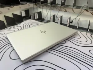 لاب hp RYZEN 7 الجهاز نضيف وبالضمان وبسعر ممتاز 2560 دينار