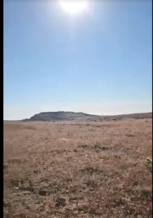 Residential . 1800 m2 . Landlord0