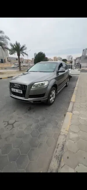 اودي Q7 موديل 2010 للبيع او البدل