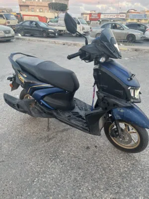 Yamaha zr125