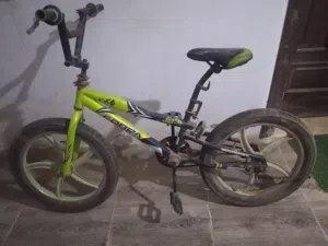 دراجه BMX كوبرا