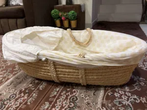سلال اطفال بحالة جيدة