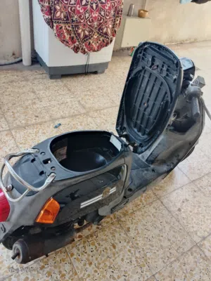 دراجه بوليسي نظيفه للبيع استخدام قليل صارلي 3 اشهر من اخذتها كلشي شغال بيها كهربائيات