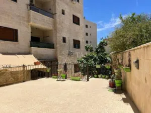 203 m2 3 Bedrooms Apartments for Sale in Amman Al Muqabalain
