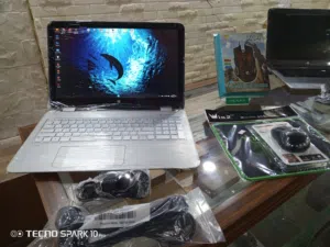 لابـــــتوب HP كـــور 5 شــاشة لمـــس نظام لابتوب + تابلت للبيع بســـــعر مـــــغري ................