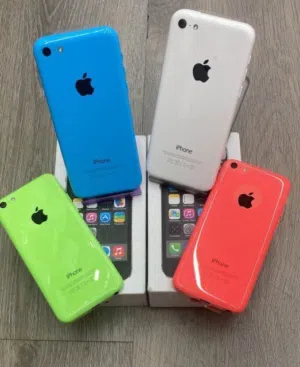 Apple iPhone 5C 16 GB in Misrata