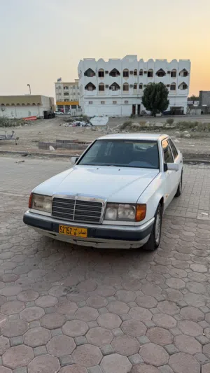 مرسيد e230  السعر 1200
