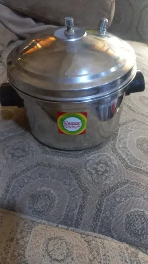 طنجرة طبخ  steamer