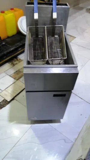 مكينه شبس للبيع للمطاعم اقرى الوصف