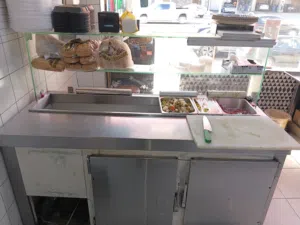 عدة مطعم كاملة للبيع