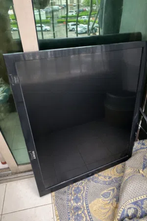 شاشة سوني للبيع