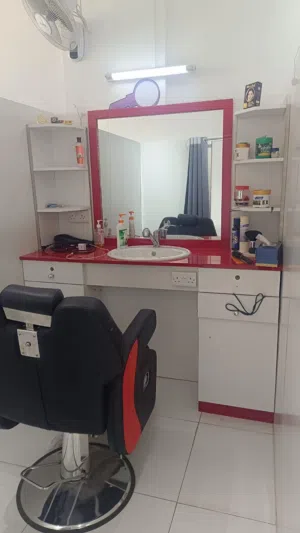 محل حلاقة للبيعBarber Shop for  sales