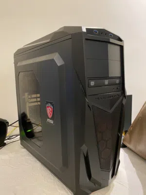 Design PC للبيع