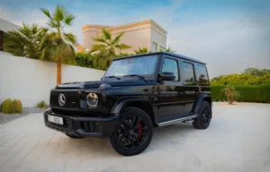 SUV Mercedes Benz in Dubai