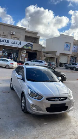 هونداي اكسنت 2012