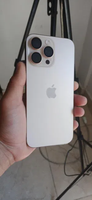 للبيع iPhone 16 Pro Max 256GB - اللون الذهبي المميز نضافة توب