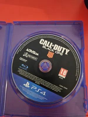 شريط بلاك اوبس 4 نسخة ps4 مع شريط سونيك نسخة 4 هدية.
