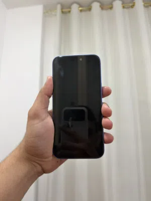 Apple iPhone 16 Plus 128 GB in Muscat