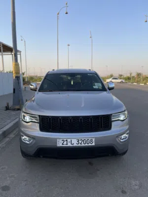 جيب 21 فول مواصفات رقم وسنويه وهزه جديد  السياره جديده جدا ماشيه 75 الف فقط