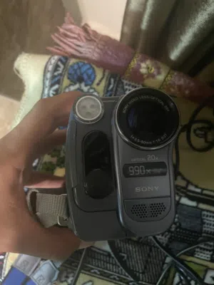 كاميره على شرط سوني اصلي يباني نظيفه على شرط شغاله 100 بل 100