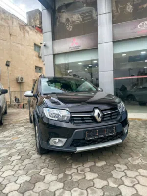 رينو ستيب ويي فل / موديل 2022