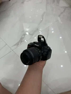 كاميرا نيكون D5100