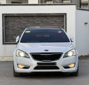 Used Kia Cadenza in Tripoli