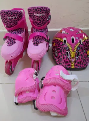 Skating shoes  Size - 31 to 34 Brand - Juniors from Centre point