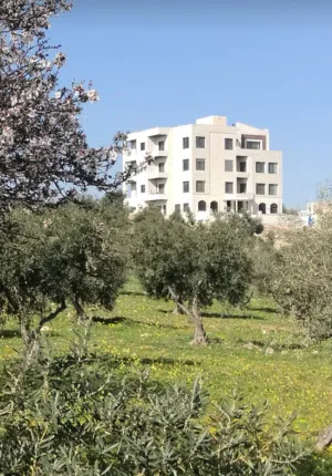 شقة فخمة غرفتين نوم للإيجار غير مفروشة في شفا بدران خلف اسواق الطيبات ونادي الفصول للعائلات فقط