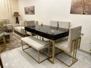 طقم كنب + طقم سفرة + 3 طاولات وسط (وحدة كبيرة و2 صغار).