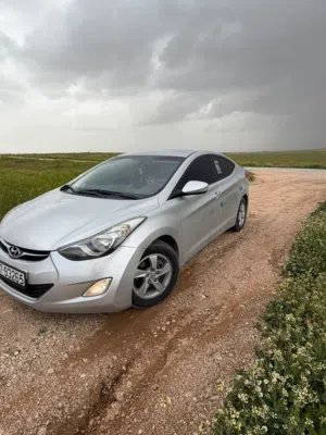 Used Hyundai Avante in Mafraq