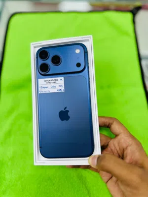 iPhone 17 pro max -256 GB - Box piece- Super phone - warranty 3/2027