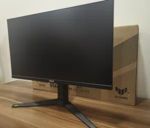 27 Asus monitors for sale  in Basra