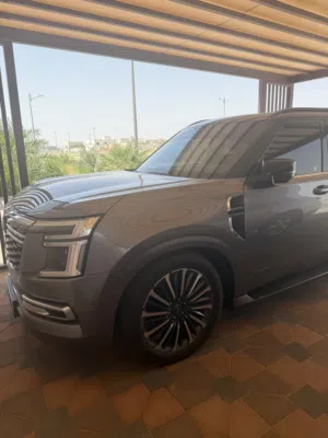 للبيع نيسان باترول بلاتينيوم 2026 V6 Twin Turbo بحالة ممتازة جداً