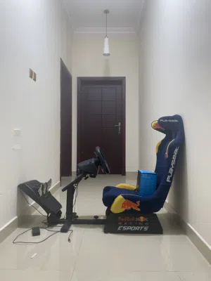 Red Bull Gaming Chair Evolution Pro + Logitech Racing Simulation (BARELY USED-PERFECT CONDITION)