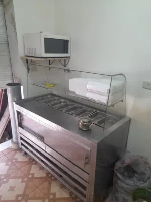 معدات محل معجنات بالكامل للبيع