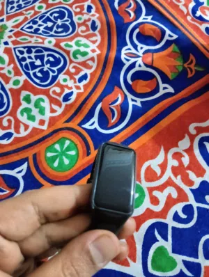 ساعة هواوي باند 6 مستعمله للبيع -  Huawei  band 6 used for sale