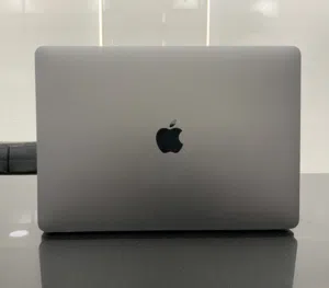 MacBook Pro 2020 13” 8GB Ram ماك بوك برو 2020