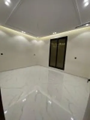 200 m2 5 Bedrooms Apartments for Sale in Jeddah Hai Al-Tayseer