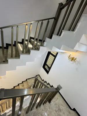 بيت بناء حديث للايجار