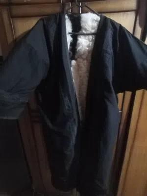 فروة سوداء لم تلبس