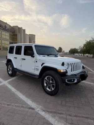جيب رانجلر صحارى 2018