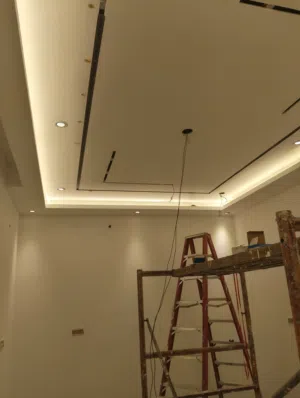 عمل جميع أنواع الديكورات والصبغ