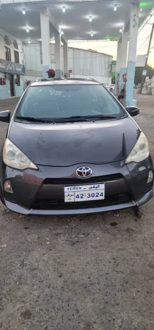 تيوتا بريوس سي prius c للبيع بحالتها الوكاله