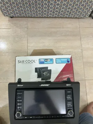 للبيع شاشه مع لفريم نيسان التيما موديل 2008 الى 2012
