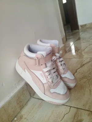 حذاء ستاتي اصلي Puma بسعر حرق