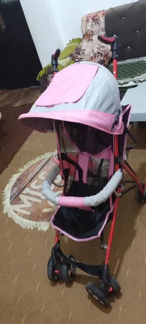 عرباي اطفال شارع للبيع مستعملة ونظيفة