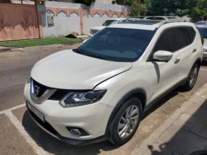 Nissan Rogue X-trail