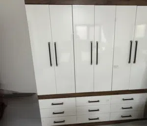 دولاب خزنة ملابس